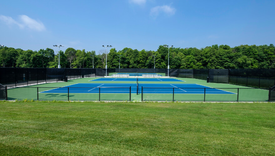 outdoor tennis courts
