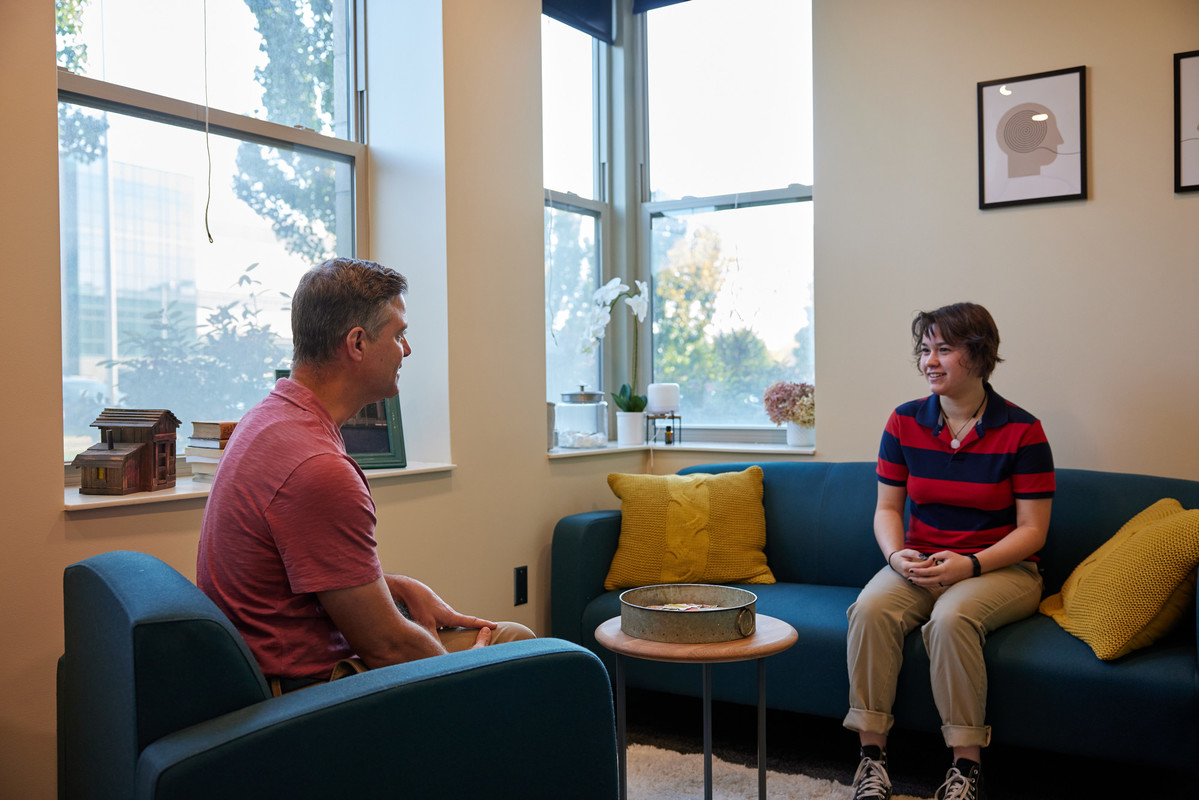 Student and one of our counselors in the Wellness Center
