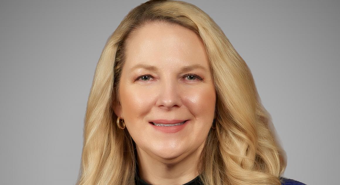 Julie Leonard headshot 2026